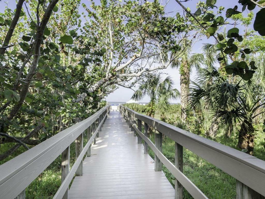Marco Beach Ocean Resort Марко Айленд Экстерьер фото